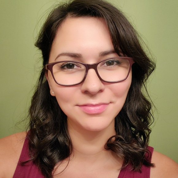 Meet your Posher, Desiree - Picture 1 of 1